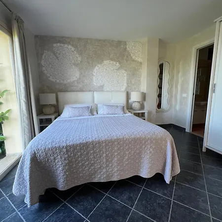 Borgo Di Santa Barbara Hotel 4*