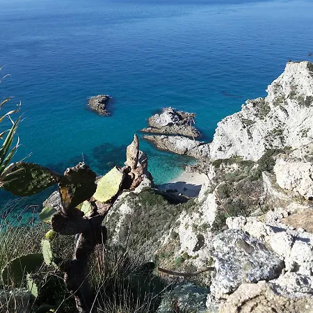 Borgo Di Santa Barbara 4* Santa Domenica (Vibo Valentia)