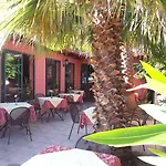 فندق Borgo Di Santa Barbara سانتا دومينيكا