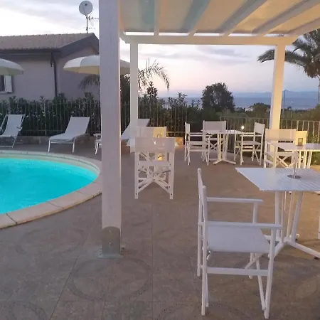 Szálloda Borgo Di Santa Barbara Santa Domenica