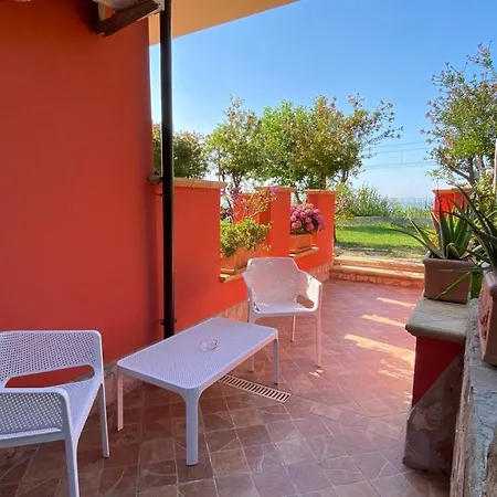 Borgo Di Santa Barbara 4* 산타도메니카