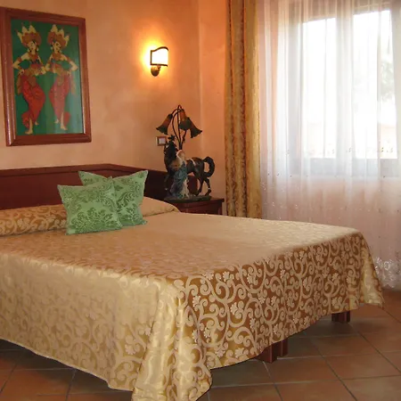 博尔戈迪圣巴巴拉酒店 4* 圣多米尼卡