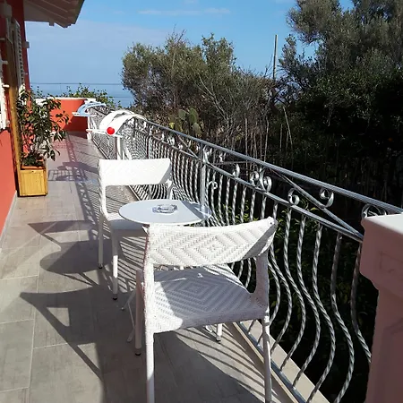 Borgo Di Santa Barbara 4* 산타도메니카