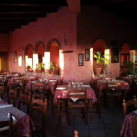 호텔 Borgo Di Santa Barbara 4*