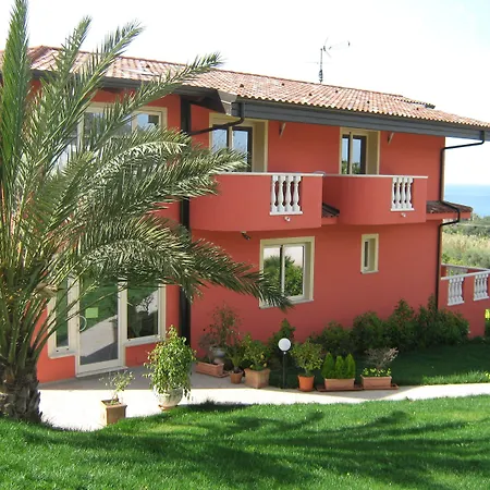 فندق Borgo Di Santa Barbara سانتا دومينيكا