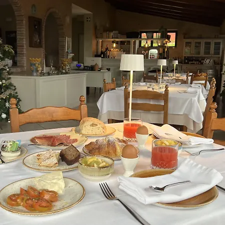 博尔戈迪圣巴巴拉酒店 4* 圣多米尼卡