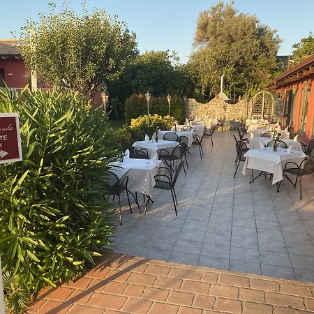 Borgo Di Santa Barbara 호텔