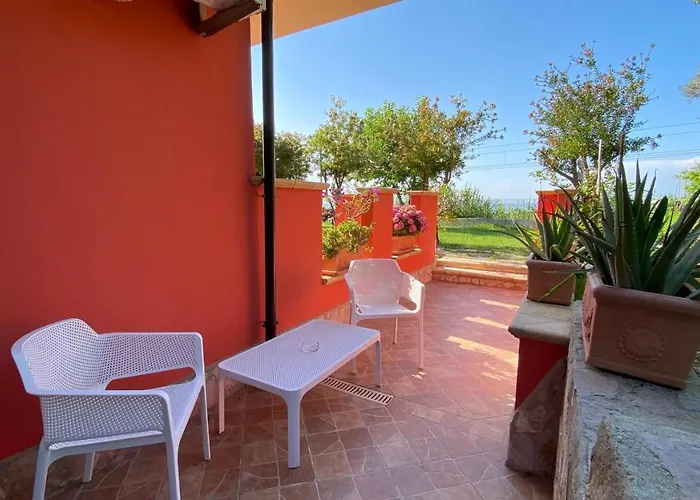 Borgo Di Santa Barbara 4* סנטה דומניקה