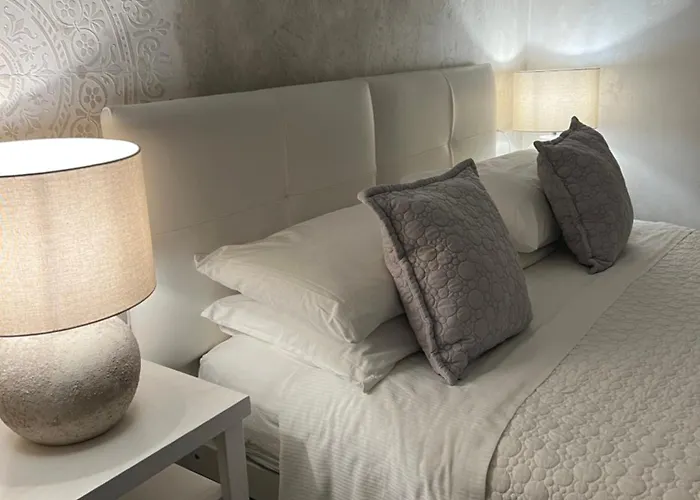 Borgo Di Santa Barbara מלון 4*