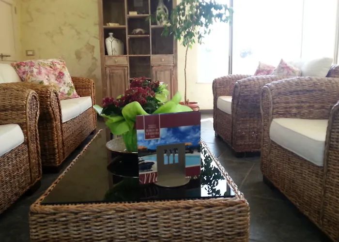 Borgo Di Santa Barbara מלון 4*