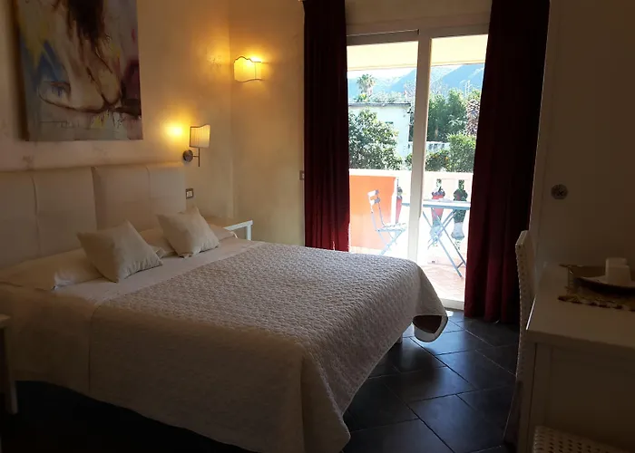 Borgo Di Santa Barbara 4*