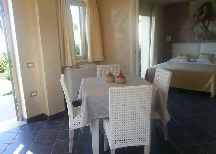 מלון Borgo Di Santa Barbara סנטה דומניקה