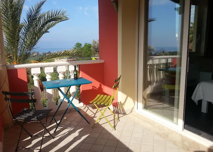 Borgo Di Santa Barbara מלון 4*