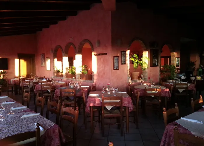 מלון Borgo Di Santa Barbara 4*