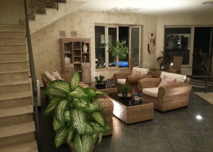 מלון Borgo Di Santa Barbara סנטה דומניקה