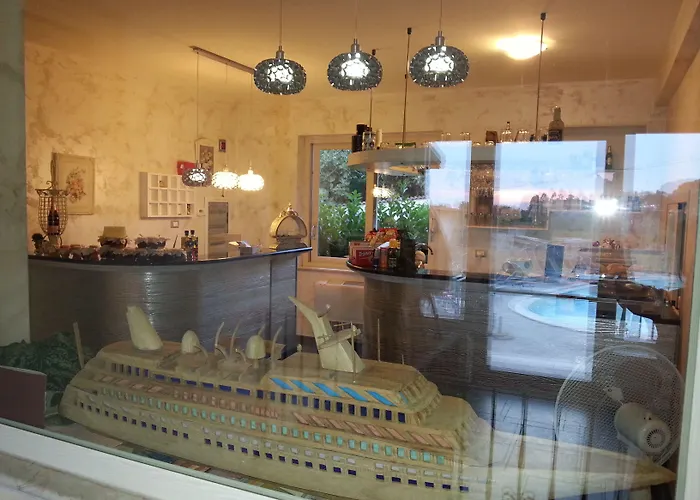 מלון Borgo Di Santa Barbara 4*